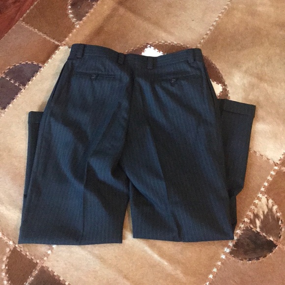 SJ Sean John 2 piece - Picture 5 of 8